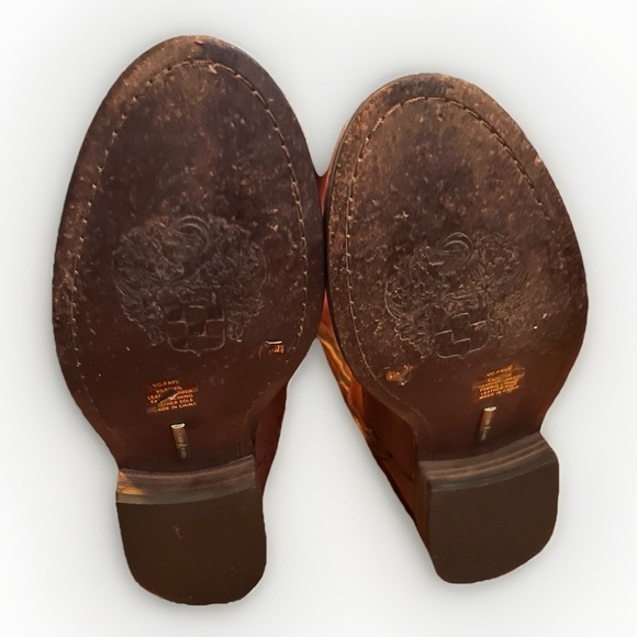 Vince Camuto Fay Boot Cognac Brown Leather Cuffed Lace Up Detailing‎ 8 Flat Heel - Picture 9 of 11